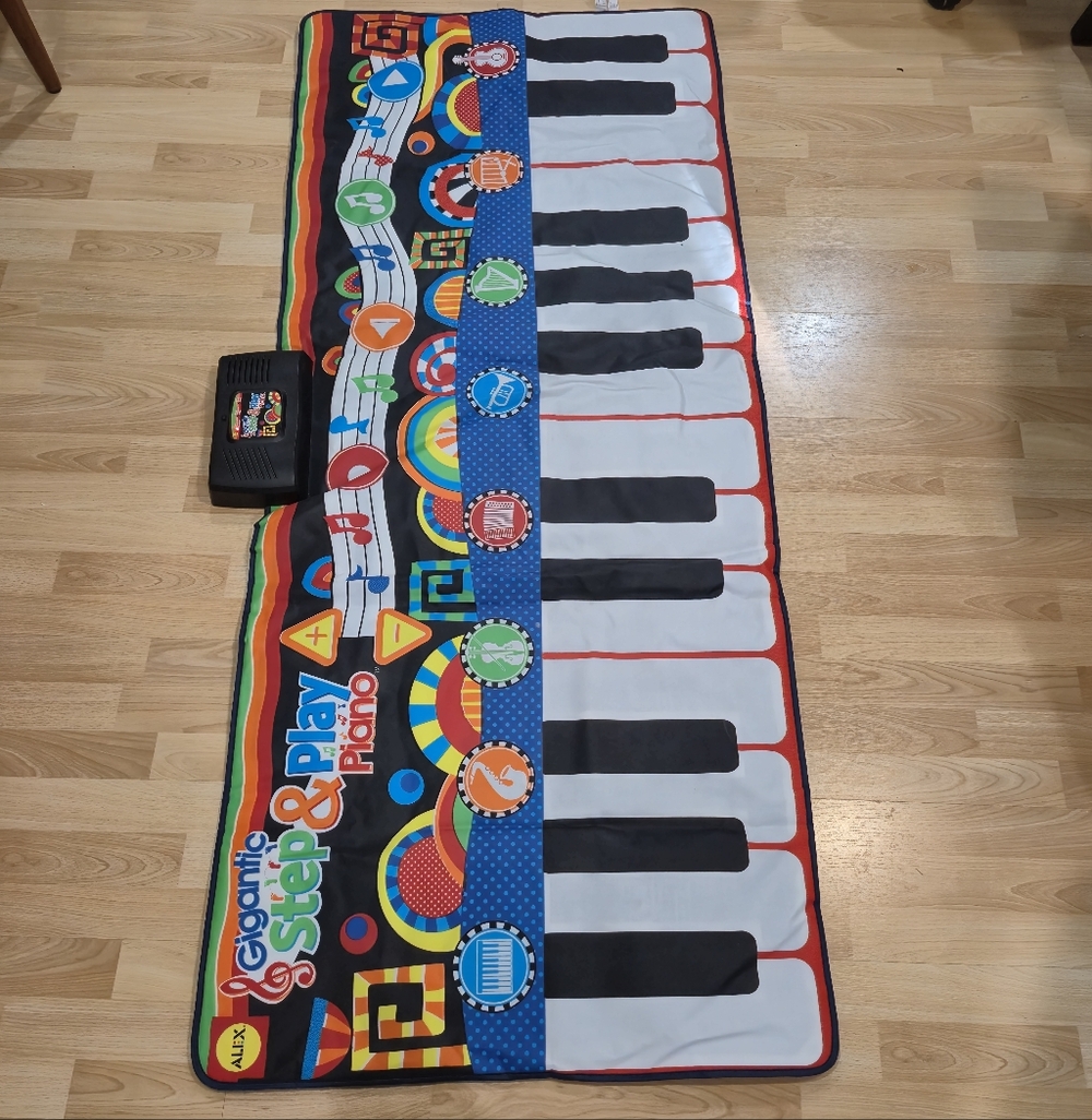Alex Toys Gigantic Step & Play Piano